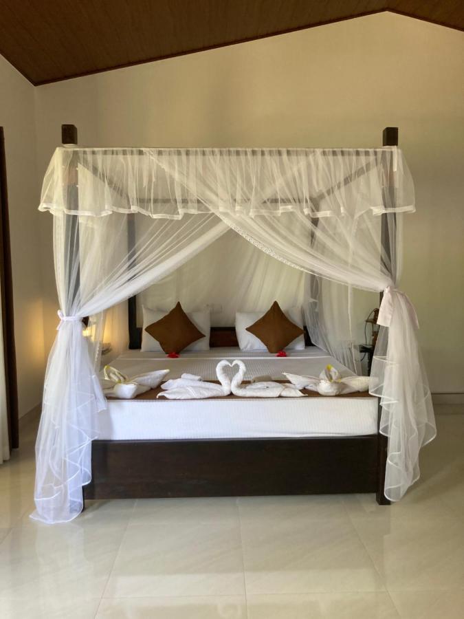 The View Hotel Сигирия Екстериор снимка